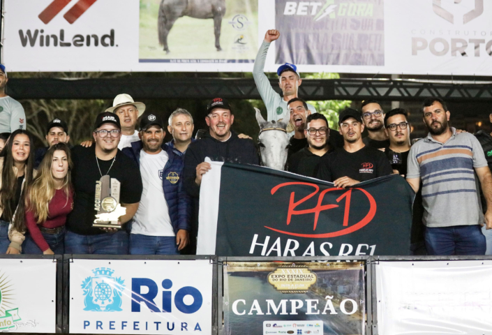 Escrava F1 do Riacho Fundo (17)